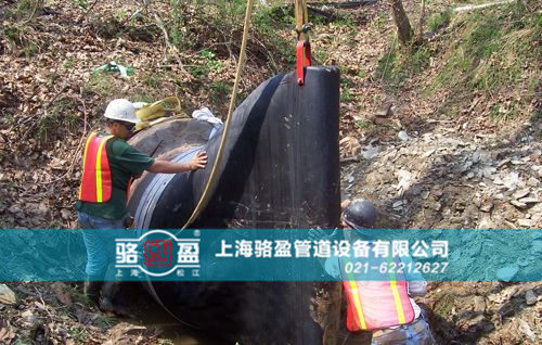 法蘭式<a href=http://www.gzhjjs.com/ target=_blank class=infotextkey>橡膠鴨嘴閥</a>的相關(guān)特點